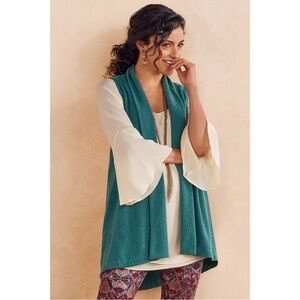 Soft Surroundings Manas Vest in Teal Atlantic S